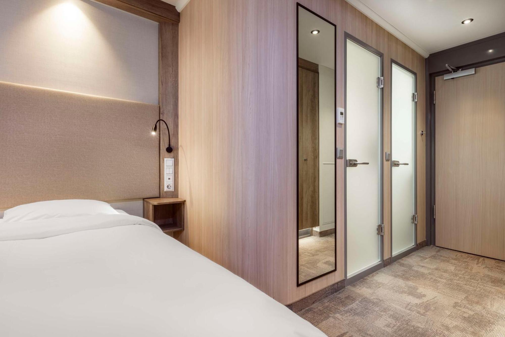 Park By Radisson Отель 4*